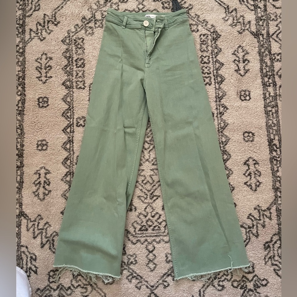 Women’s Zara wide leg marine jeans in light green